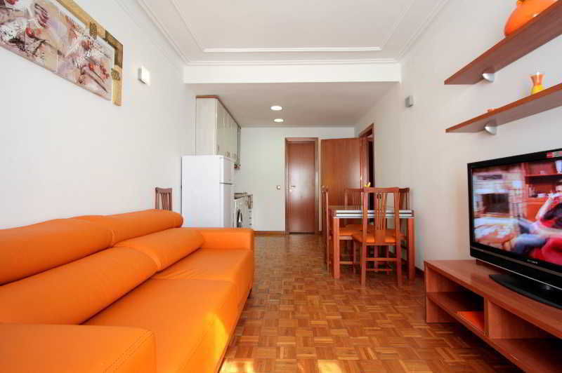 Gaudi Residence Barcelona Bagian luar foto